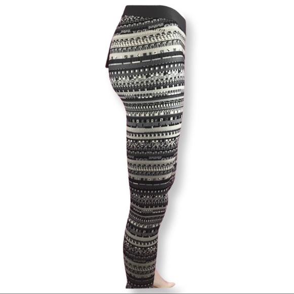 Nike Pro Tights Hyperwarm 8 Bit Running Geometric - Picture 3 of 7